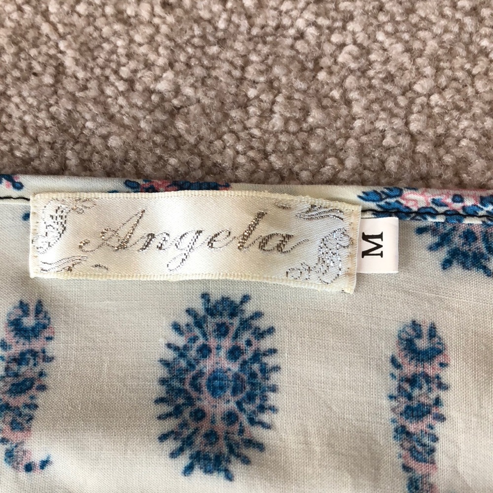 Tunic - Picture 3 of 5